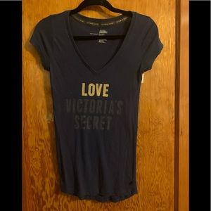 VS SuperModel Essentials tee